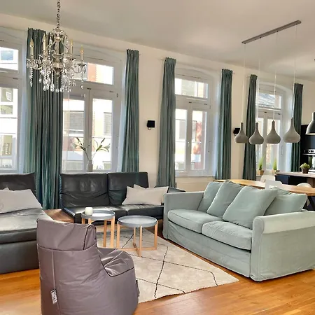 Apartment Jugendstil-appartement Mit Terrasse Und Balkon *