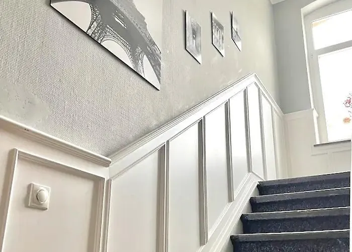 Jugendstil-appartement Mit Terrasse Und Balkon