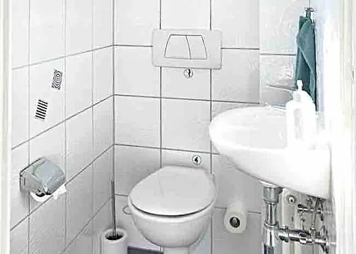 アパート Jugendstil-appartement Mit Terrasse Und Balkon