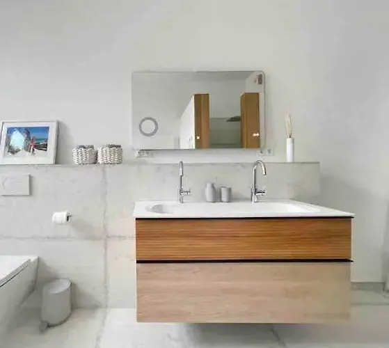 Jugendstil-appartement Mit Terrasse Und Balkon ジークブルク